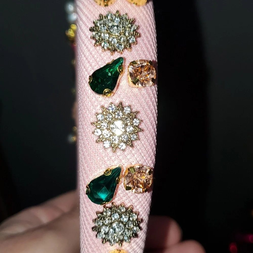 New handmade boutique luxury rhinestone floral fancy mid-wide flexible headband - Picture 7 of 8